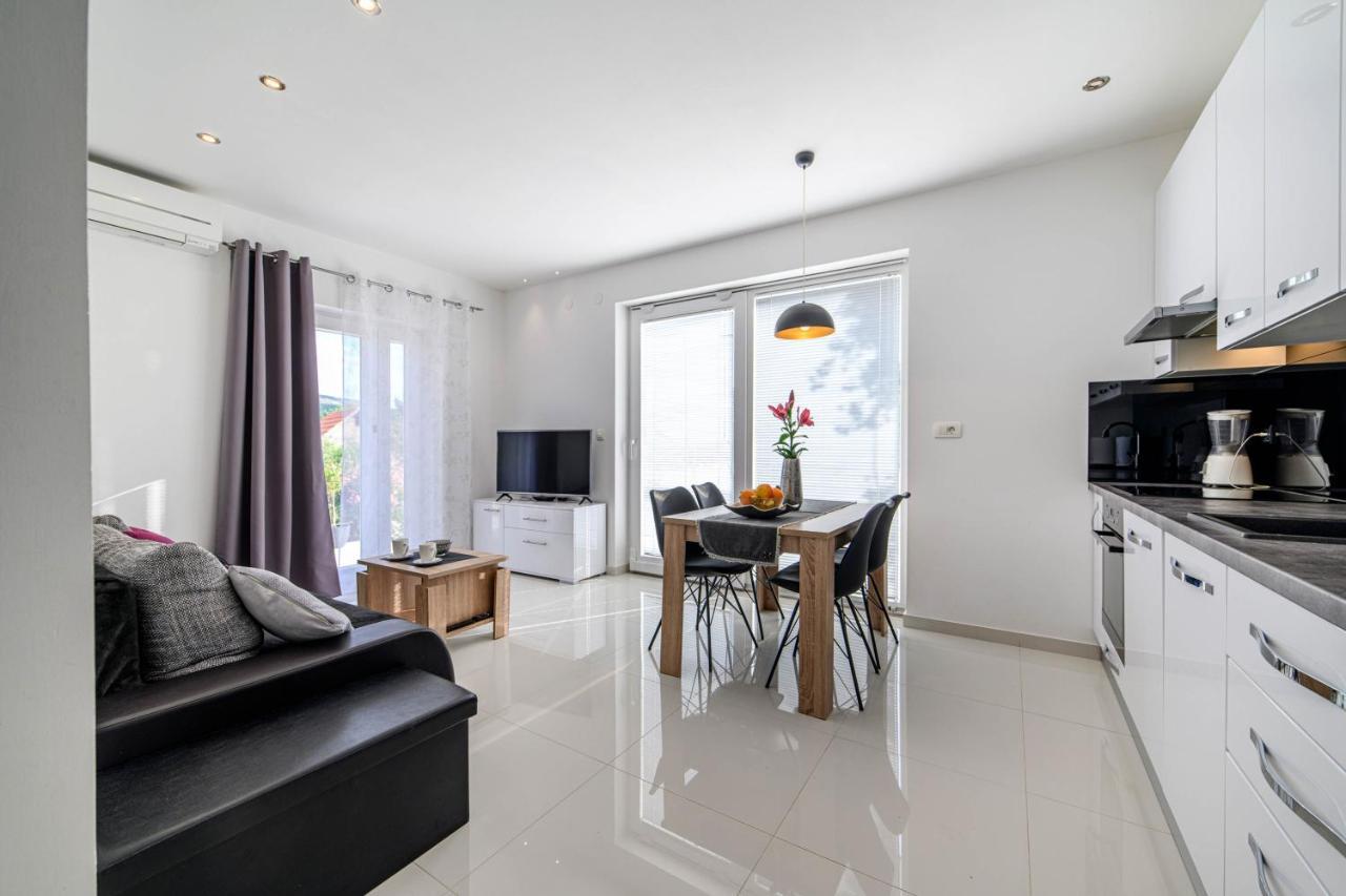 Apartment Jelić Šibenik Extérieur photo
